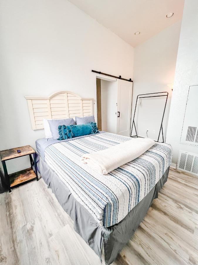 Gaslamp 2Bdrm - W Parking & 4 Beds #404 Otel San Diego Dış mekan fotoğraf